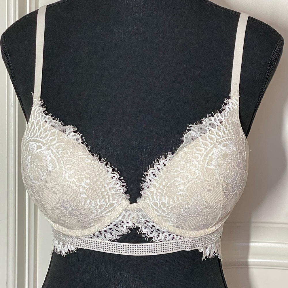 La SENZA White Push Up Bra With Lace and Rhinestone Detailing